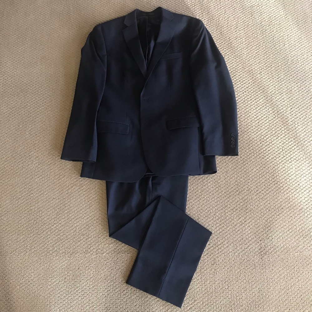 Calvin Klein Men’s Suit - 40R -NWOT
